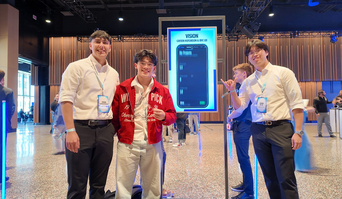 Three computer science students gain national recognition for AI-based homebuilding platform
