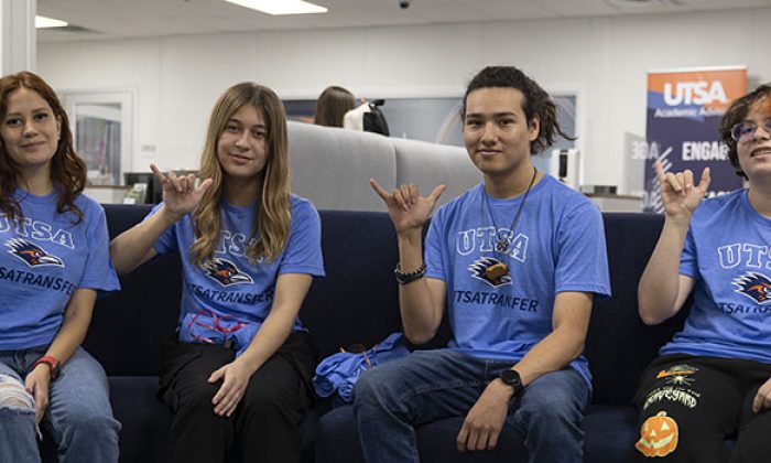UTSA recognized with national award for transfer student support