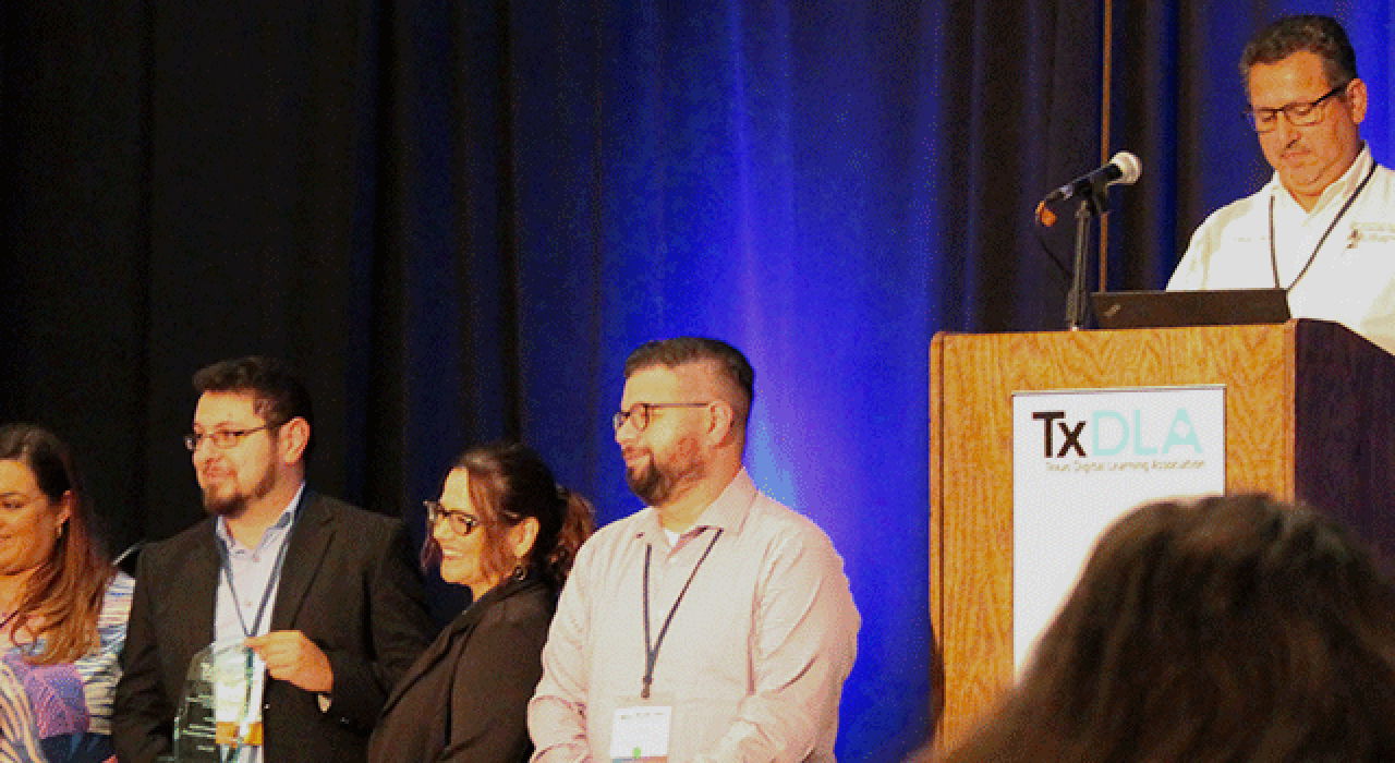 Jonathan Gutierrez (second from left), Mayra Collins (third), and Joe Tobares (fourth) of the UTSA Academic Innovation team accepted the Award for Outstanding Commitment to Excellence and Innovation in Digital Learning from the Texas Digital Learning Association.