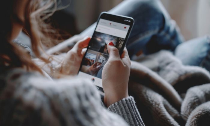 Feeling more and believing less: How deepfakes are shaping our perceptions