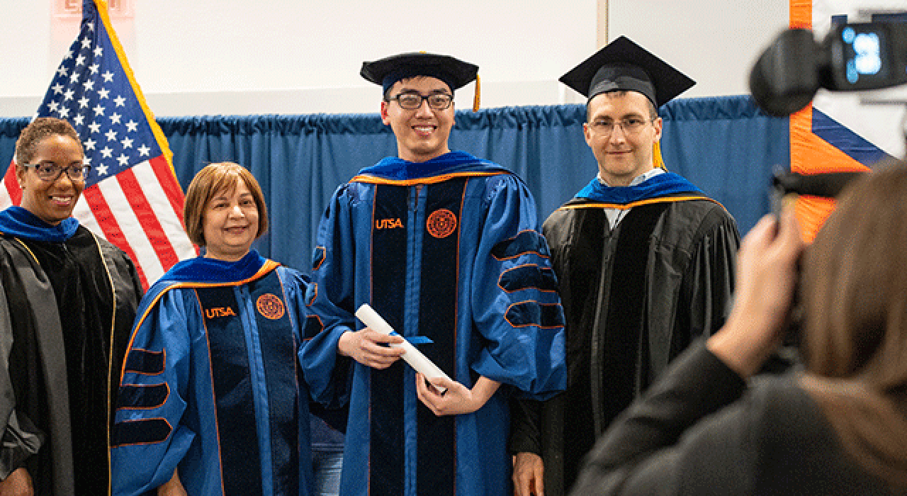 doctoral-hooding-ceremony-2023_780 doctoral-hooding-ceremony-2023_780