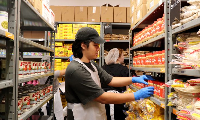 ‘Nobody should be hungry’: Donations to food pantries make all the difference for students