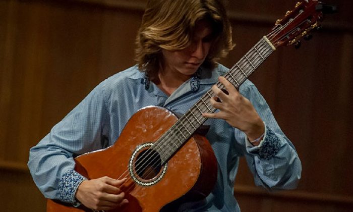 UTSA to host sixth annual Southwest Guitar Symposium, March 14-16