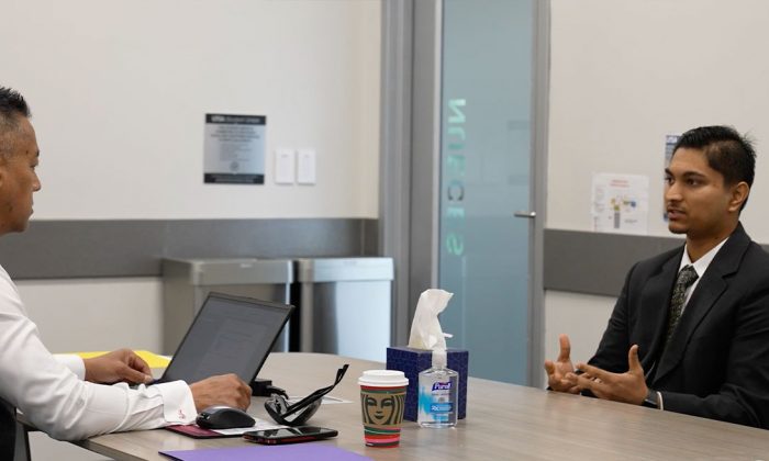 UTSA mock interviews help pre-health students break into careers