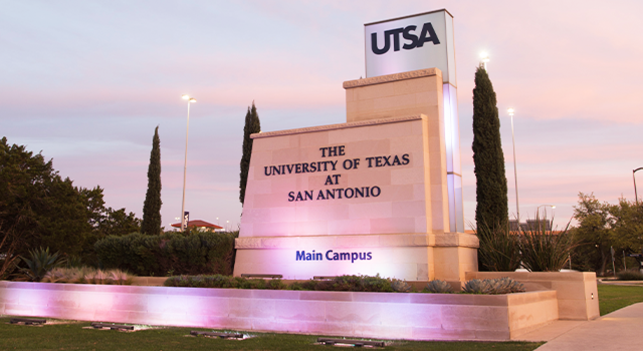 Philanthropists MacKenzie Scott (right) and Dan Jewett have given a transformational $40 million gift to UTSA to support its vision of becoming a model for student success. Photo courtesy of The Giving Pledge