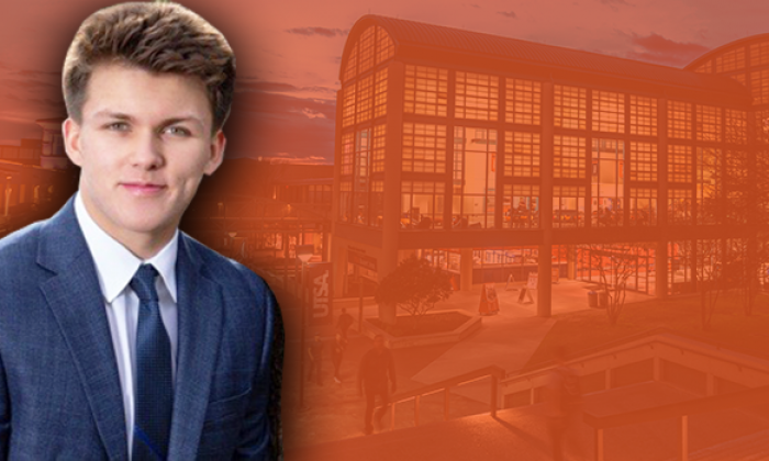 Student demonstrating leadership during first year at UTSA