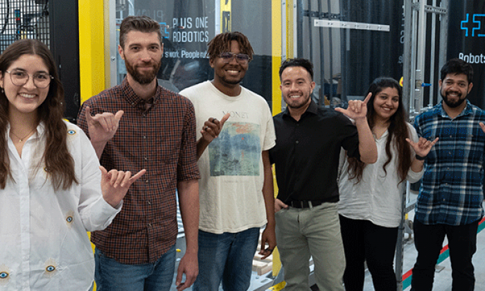 UTSA grads thrive with strong skills, earnings that outpace the average