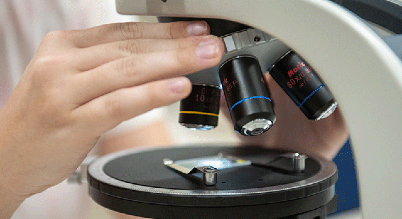 research-microscope_780