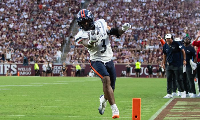 Seizing his opportunity: Get to know Roadrunner running back who keeps his eye on a goal