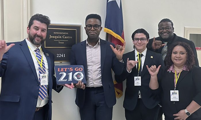 UTSA team visits D.C. to highlight undergraduate research