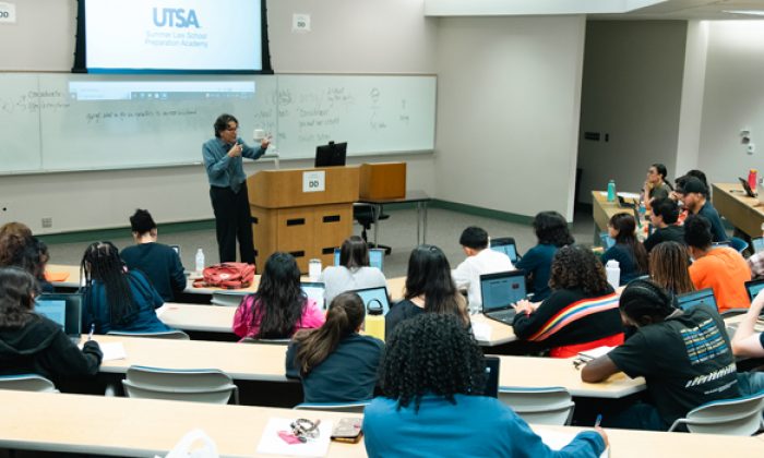 Summer law school academy readies Roadrunners for legal careers