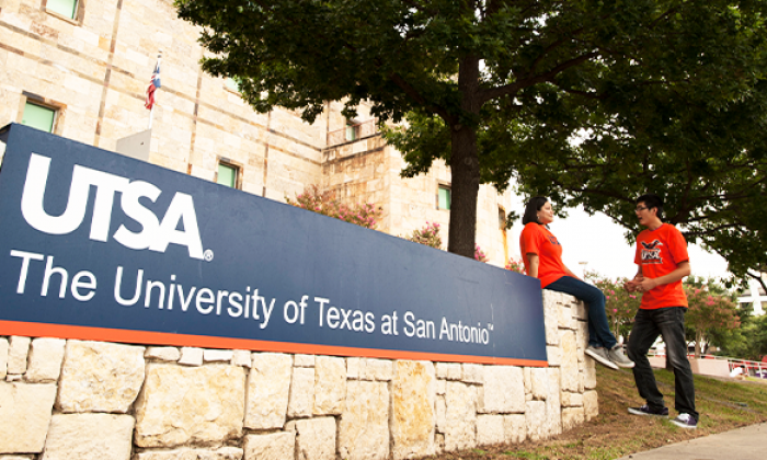 Roadrunners return for in-person learning as Omicron cases decline