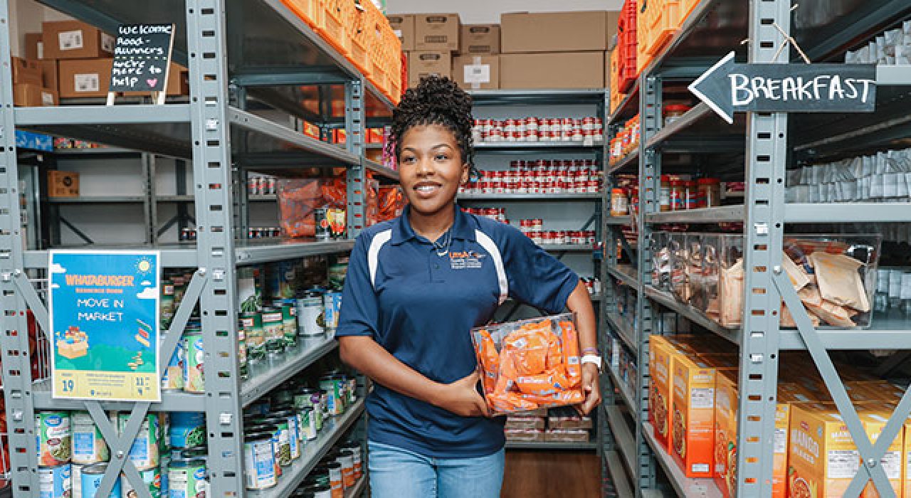 whataburger-food-pantry_780