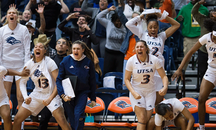 UTSA clinches AAC regular-season title, aims to break records Saturday